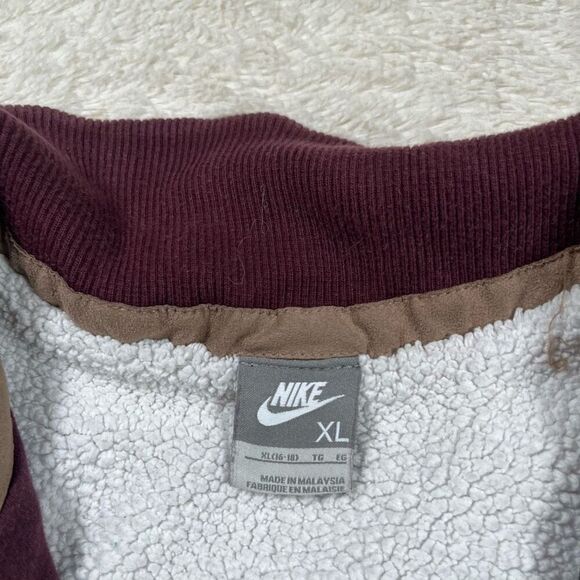 Nike Sherpa Lined Vest Womens Jacket Full Zip Burgundy Gray Tag - Picture 3 of 5